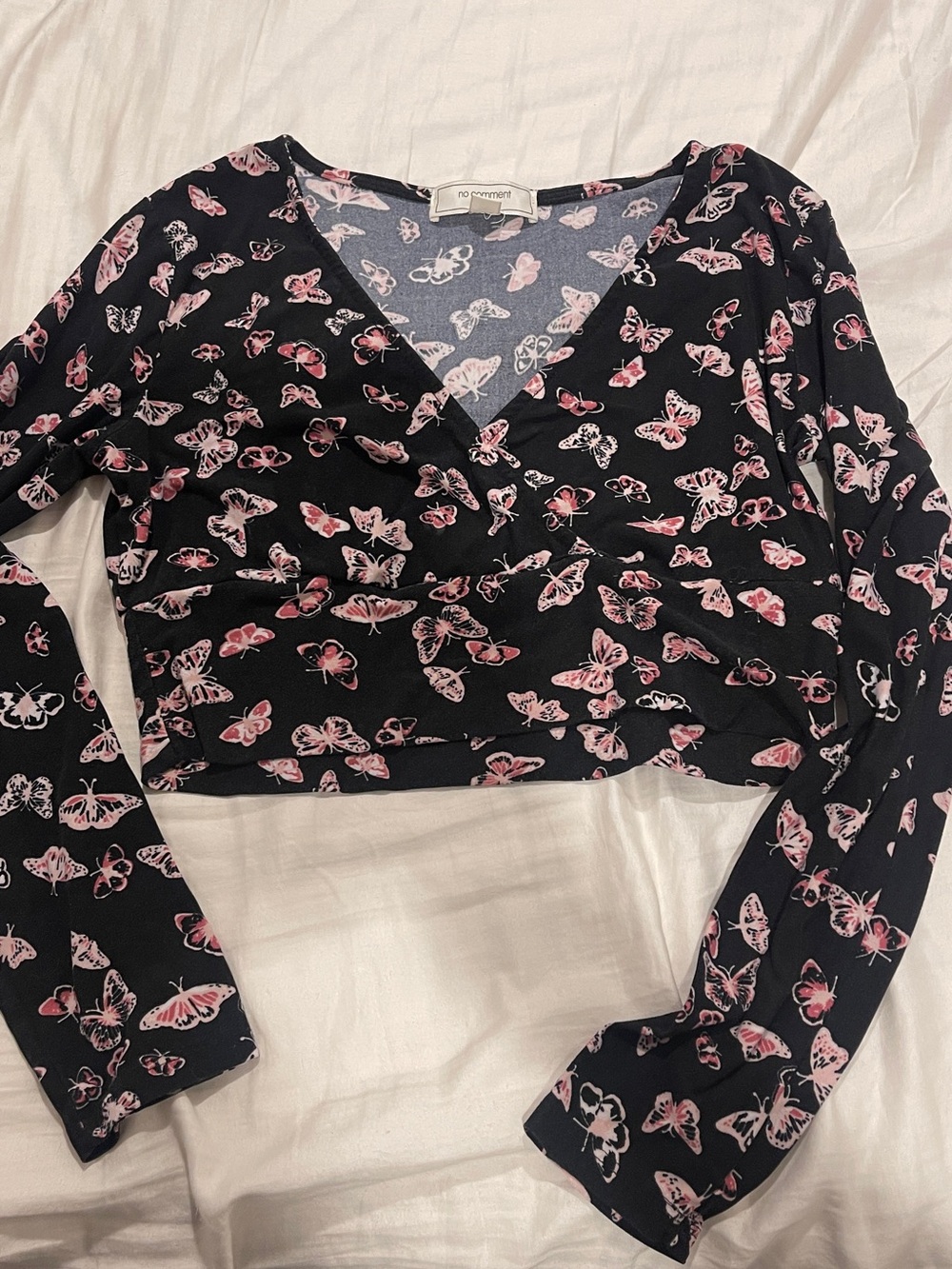 Black Butterfly Print V-Neck Long Sleeve Top